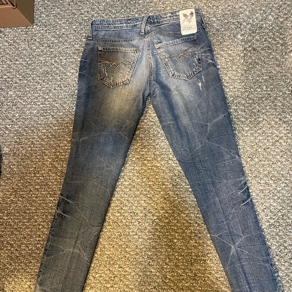 Great Distressed Jeans - Picture 3 of 5